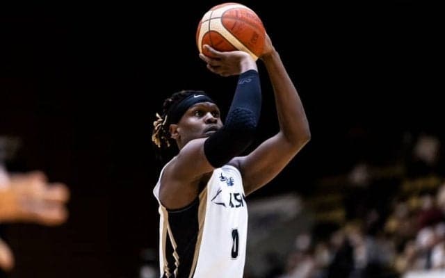 シーホース三河、「外国籍選手追加契約ルール」に基づいて契約したマーク・セントフォートの退団を発表