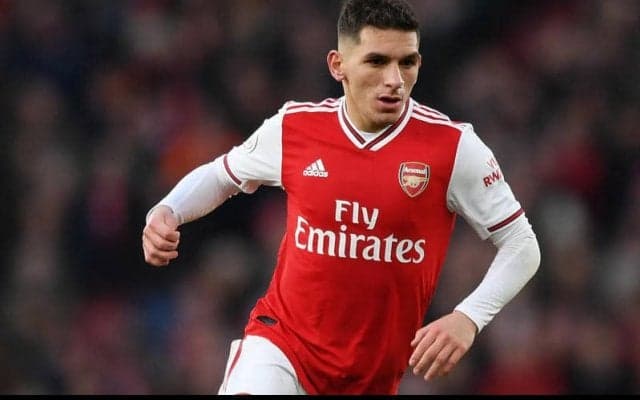 アーセナルのウルグアイ代表MFトレイラがアトレティコへレンタル移籍!