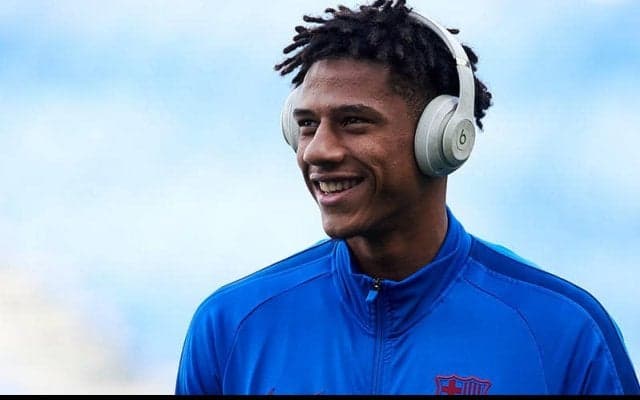 バルサDFトディボがベンフィカへ！　約25億円の買取OP付きレンタル