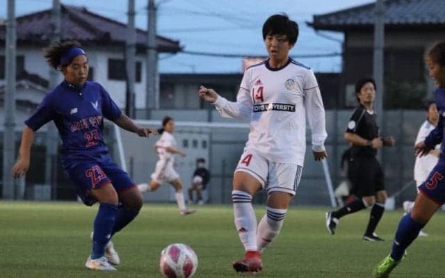 [女子サッカー]決定機掴めず　山学大に勝ち点献上