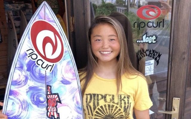 日本サーフィン界期待の新星・松岡亜音の公式サイトがOPEN！