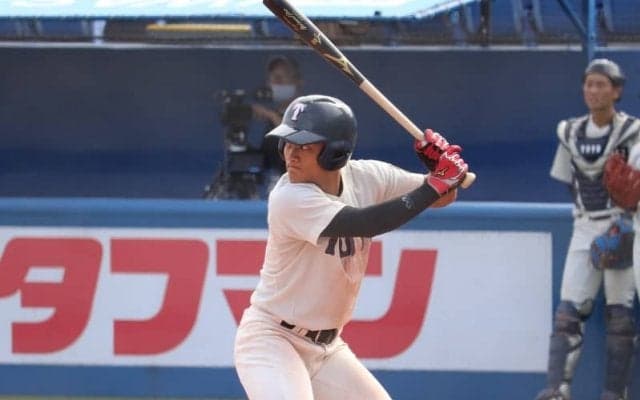 [硬式野球]ルーキー・宮本が公式戦初スタメン入りで猛打賞！さらなる成長に期待大