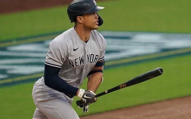 【MLB 地区S】「物理の法則無視」スタントンの185キロ逆方向弾丸ライナー弾にファン唖然