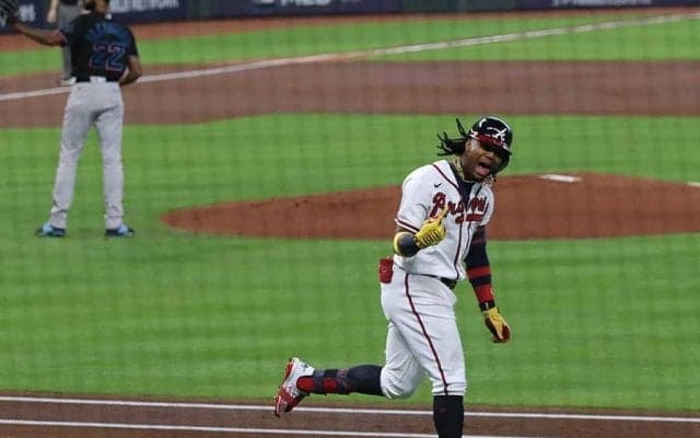 【MLB 地区S】ポストシーズンでも報復死球？　ブ軍主砲の死球禍に指揮官憤慨「あまりにも頻発」