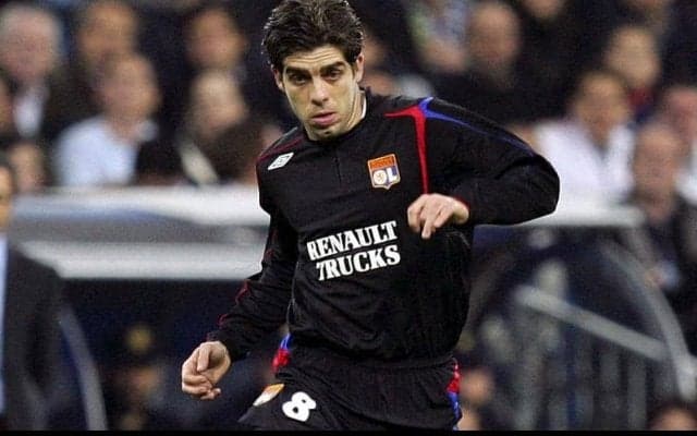 セットプレーだけじゃない！“FKマスター”ジュニーニョが見せた華麗なドリブルゴール【インクレディブル・ゴールズ】