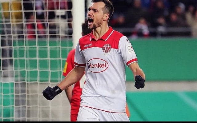 マインツ、降格デュッセルドルフ退団のMFシュテーガーを獲得!　昨季7アシストのプレーメーカー