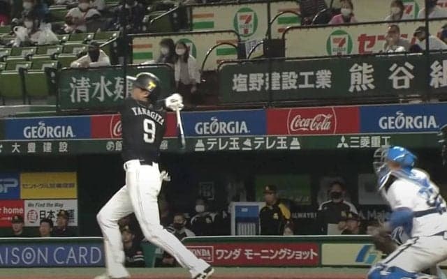 「変態を通り越して芸術」　鷹柳田、逆方向に“引っ張った”弾丸アーチにファン衝撃