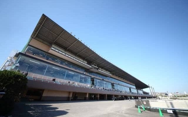 船橋競馬場で入場再開　各日最大100名まで