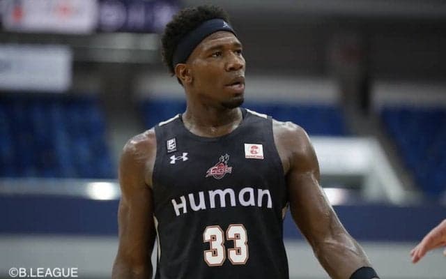 第1節のベストオブタフショット…1位はアイラ・ブラウンの豪快なプットバックダンク