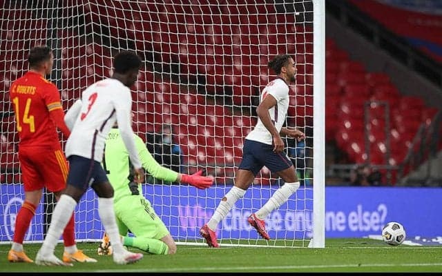 イングランドがキャルバート=ルーウィンの代表デビュー弾などでウェールズに快勝！《国際親善試合》