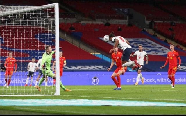 イングランド代表デビュー&初ゴールのキャルバート＝ルーウィンを指揮官が称賛！