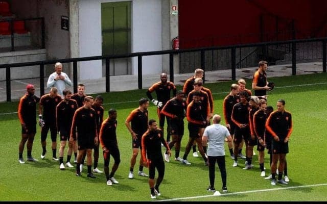 インスタグラムで100万いいね突破！デパイらオランダ代表4選手が“サッカー卓球”でハイレベル過ぎるラリーを披露！