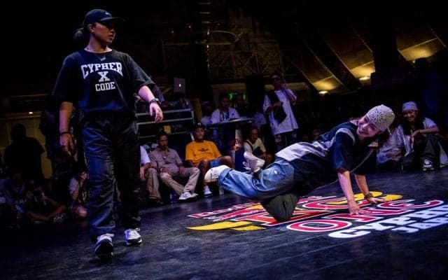 日本人 BGIRL が TOP16へ進出！「Red Bull BC One E-Battle 2020」