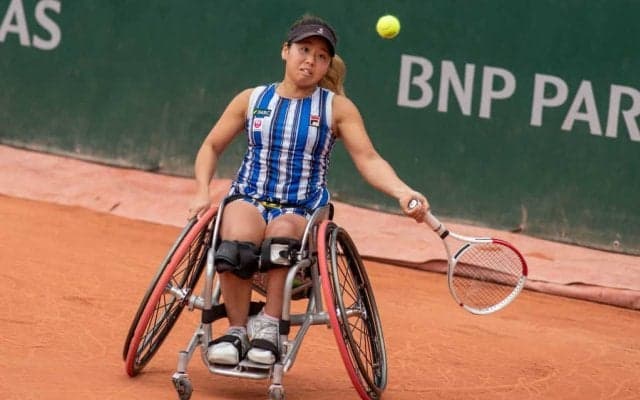 上地結衣、全仏OP日本人同士の決勝制し「とても嬉しい」。国枝慎吾も祝福