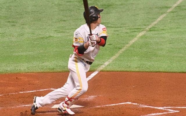 首位攻防戦で快勝導いた鷹・栗原の千金2ラン　ハマった左腕対策「見え方がいい」