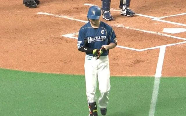 「これは恥ずかしい」ハム西川“うっかり出塁”も…直後に快音＆盗塁でファン称賛