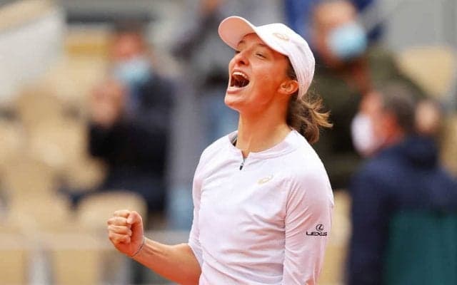 大坂なおみ「AHHHHHHHHHHHH!!!!」。友人シフィオンテクの全仏OP優勝に歓喜