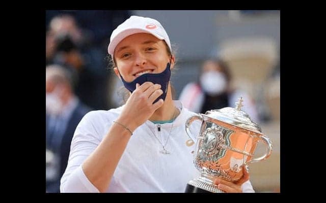  シフィオンテク「頭が混乱」 