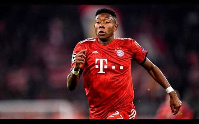 レアルとバルサの“射程内”アラバ、未だ契約更新せず