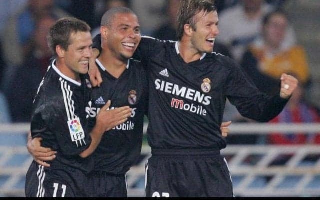 縦パス3本で相手ディフェンスを真っ二つ！ロナウドが決めた銀河系中央突破！【チーム・ゴールズ】