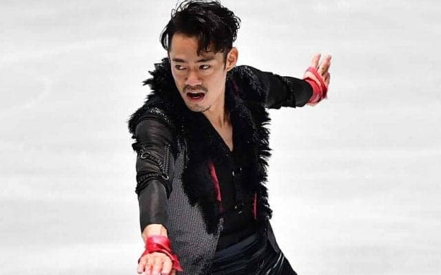 高橋大輔、イケメン度UPの“奇抜マスク姿”に反響「竹野内豊かと思った」「セクシー」