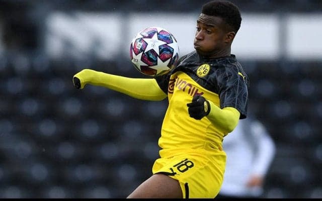 神童ユスファ・ムココ、16歳の誕生日を機にCL登録へ！ 最年少出場記録更新なるか