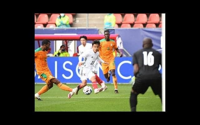 久保建英が低調だった理由。森保監督とエメリからの評価は似ているはずだ