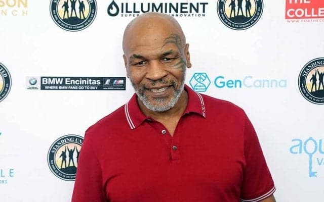 54歳タイソンに広がる衝撃　復活の“6パックボディー”に驚愕「脱帽」「スリムだ」