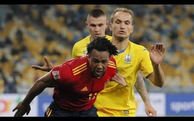 スペイン代表の\"フィジカルモンスター\"へ 多くの称賛の声