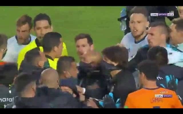 アグエロが発信したメッシへの過激なメッセージ