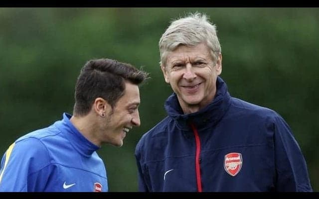 「何が悪いのかわからない」ベンゲルが不遇のエジルの現状を嘆く