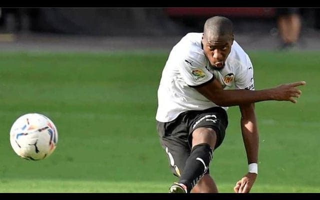 バレンシアMF クラブの会長に怒り心頭「私を騙すことになった」