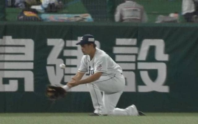 球場どよめき　西武川越の“変則滑り込みキャッチ”にパTVも称賛「オシャレ」
