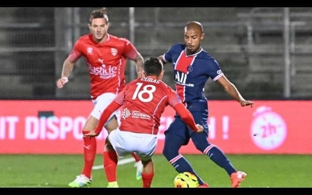 ラフィーニャ 先制点アシストで笑顔のPSGデビュー