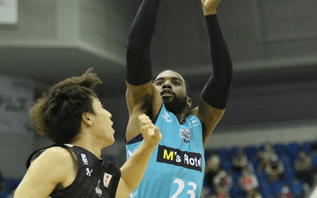 京都ハンナリーズが今季初勝利、レイヴォンテ・ライスがデビュー戦で32得点の大暴れ