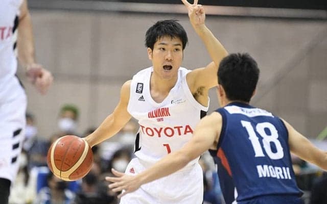 アルバルク東京の小島元基が約1年ぶりにゲーム復帰…「ファンの皆さんからの応援や拍手には感謝しかありません」