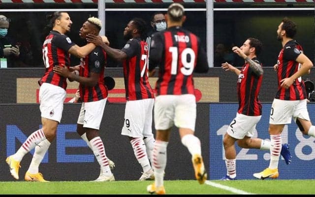 復帰イブラのドッピエッタでミランがダービーを制して開幕4連勝！《セリエA》