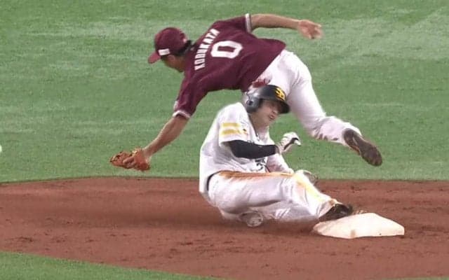 スタート遅れても悠々セーフ　鷹周東の“驚異の加速”にファン「誰にも止められない」