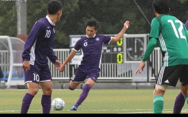 住永の芸術F K弾がさく裂！　専大に２-０で完勝／関東大学１部リーグ戦
