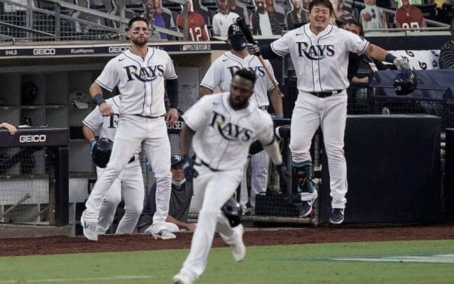【MLB 優勝決定S】レイズが12年ぶり2度目のリーグ優勝　筒香嘉智は出番なしも渡米1年目で美酒