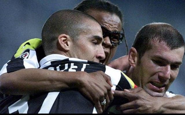 往年の名ストライカー、トレゼゲがジダンへ送った相手を欺く完璧な落とし！【ベスト・アシスト】