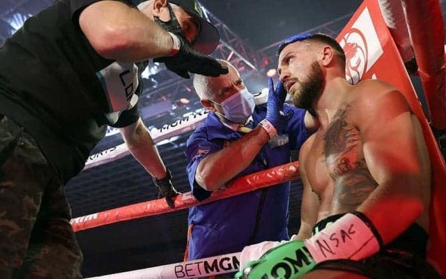 陥落ロマチェンコ、“顔ゆがむ”被弾の瞬間が反響拡大「狂気だ」「パンチの衝撃伝わる」