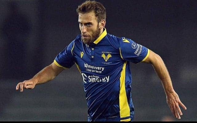 ヴェローナ、ブラジル人DFエンペレウルとの契約を2022年まで延長