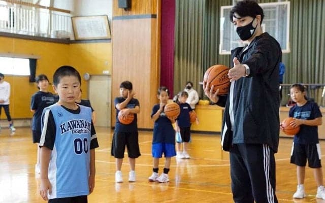 楽しみながら考える力を…　元バスケ日本代表が故郷・福島で伝えた成長のカギ