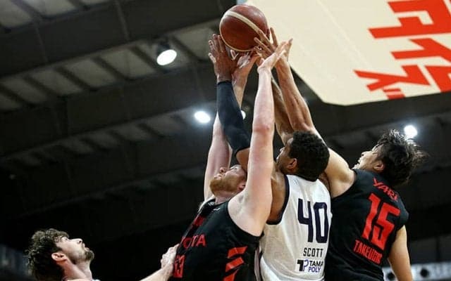 勝敗のポイントは「リバウンド！」…宇都宮ブレックスが激戦を制して先勝