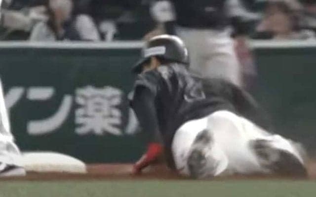 「エリートでも泥臭い」　ロッテ藤原、必死のパッチの“ハイハイヘッド”にファン絶賛