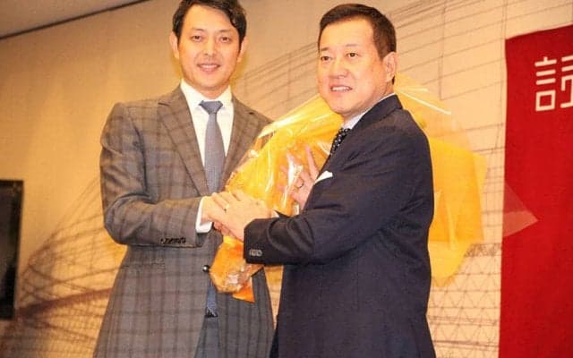 巨人岩隈が引退会見　「僕の全力の一球だった」きっかけは今夏のシート打撃での脱臼