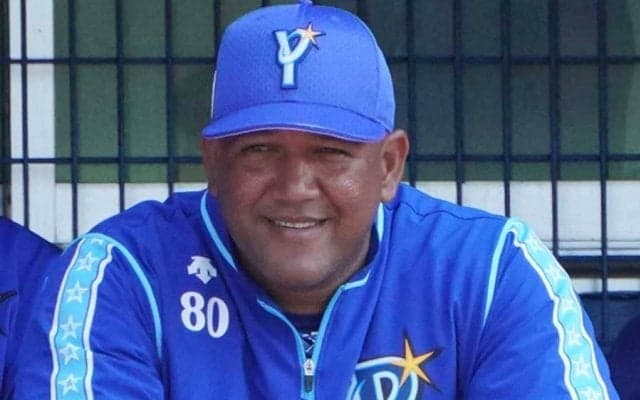 DeNAラミレス監督、連敗ストップもV逸で目標変更　「2位の可能性あるプランBで」