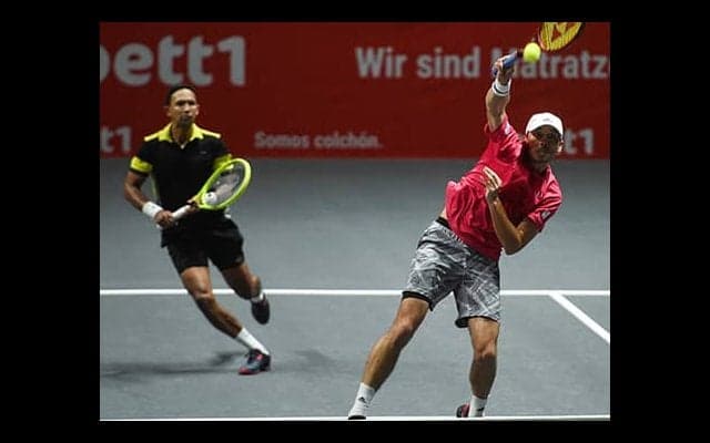  マクラクラン組 優勝へ王手 