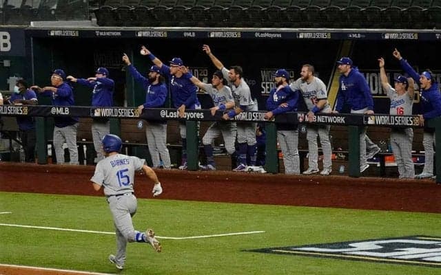 【MLB WS】ドジャース、投打ガッチリ快勝で2勝1敗　筒香は代打でシリーズ初出場も二ゴロ